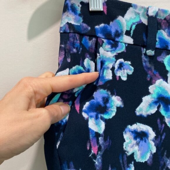 Ann Taylor Floral Straight Leg Pants - Picture 3 of 12